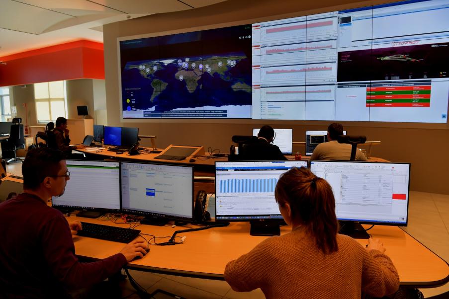 Home Leonardo Aerospace, Defence and Security