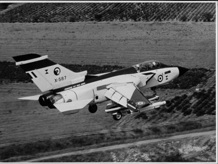 31(AleniaAermacchi 22 )xxx, Tornado, 1975 31(AleniaAermacchi 22 )xxx, Tornado, 1975
